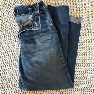 Hollister high wasted mom jeans size 26